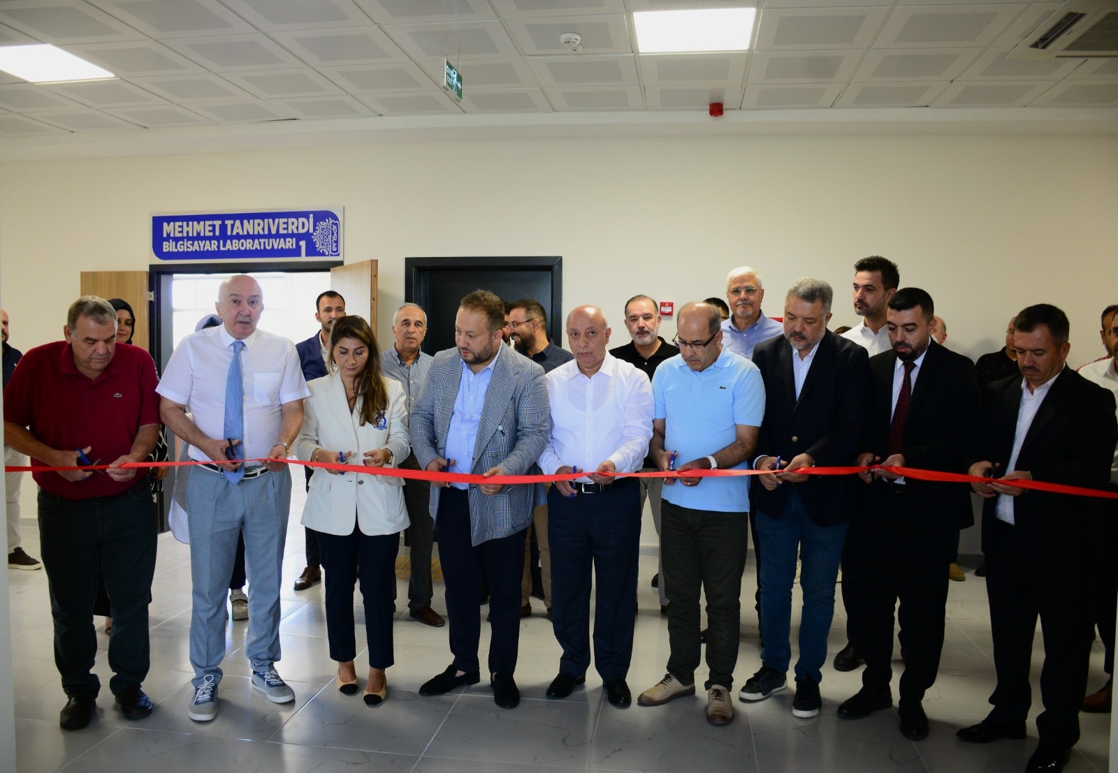 Meslek Yüksekokulumuz, Tanrıverdi Ailesinin Bilgisayar Desteğiyle Güçlendi